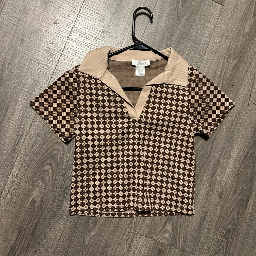 Diamond print top. Size Small.
